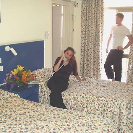Metropole Hotel Qawra Εξωτερικό φωτογραφία